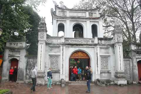 Bia đ&aacute; Tiến sĩ ở Văn Miếu những điều chưa biết